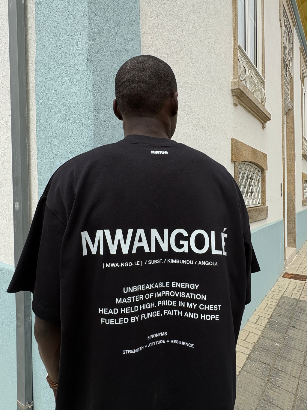Mwangolé Oversized Tee - Palanca Negra